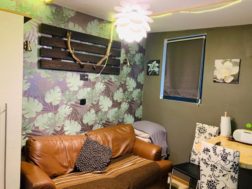 Martin Guest House เวนต์สปิลส์ ภายนอก รูปภาพ